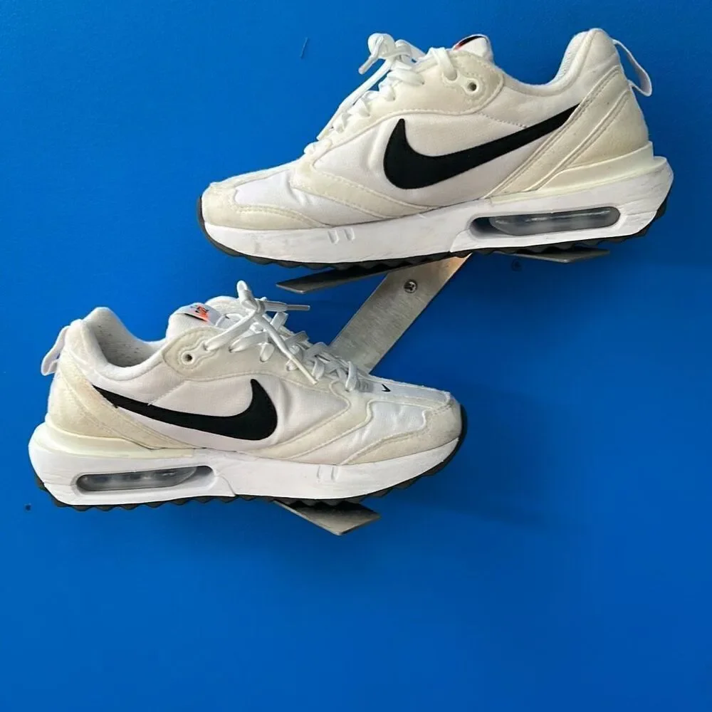 Nike™ Air Max Dawn 'White Total Orange' Sneakers DH5131-101 Wmn Sz 6